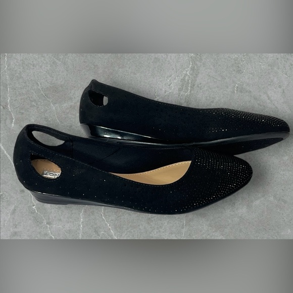 London Fog Collection Black Fabric Slip On Flat Shoes Rhinestones Women's 7M - Picture 7 of 12